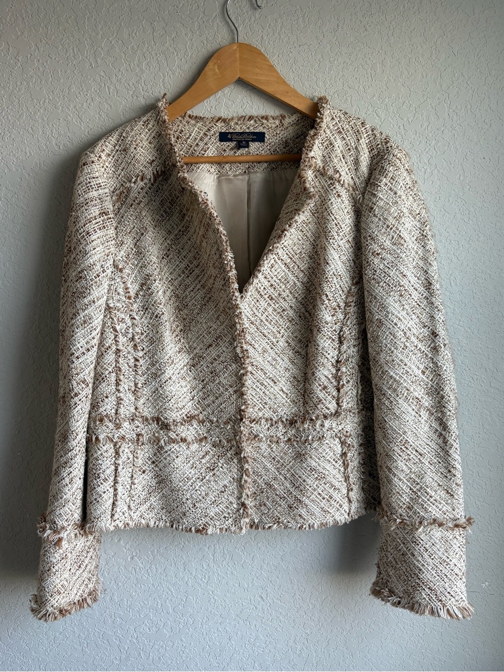 Brooks Brothers Women’s 16 Cream Boucle Tweed Fringe Jacket Blazer Italy